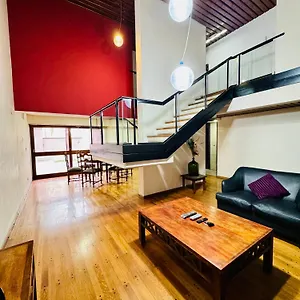 https://casa-eusebio-blanco.hotelsmendoza.com